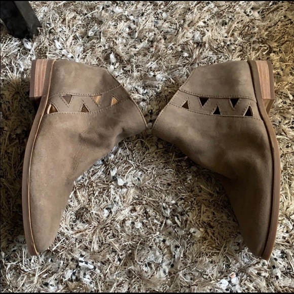 New Lucky Brand cutout booties boots - Picture 2 of 12